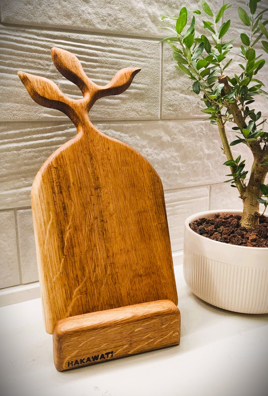 Oak wood serving board